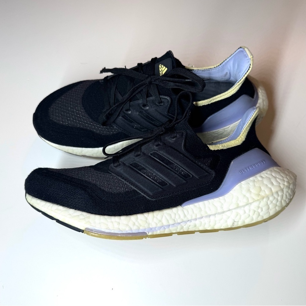 Adidas Women's Black and Lavender Running Shoes - Picture 8 of 10